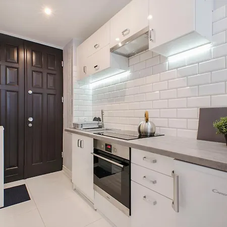 Lumina 2-level Near Fabryczna Daire *