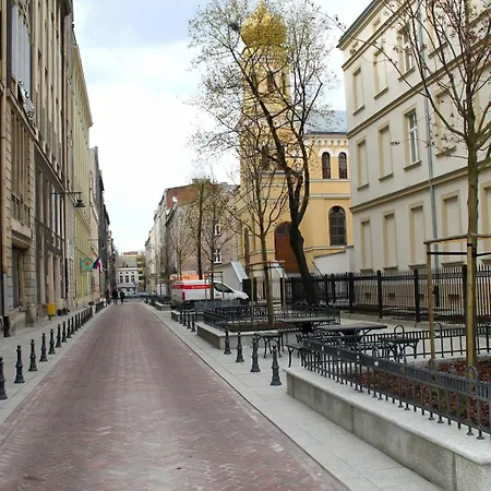 Lumina I 2-level Near Fabryczna Station