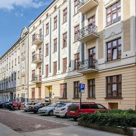 Apartment Lumina 2-level Near Fabryczna