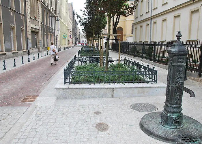 Lumina 2-level Near Fabryczna Lejlighed *